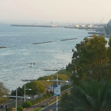 Sea View Apt 2 Bedr's - Kanika Limassol